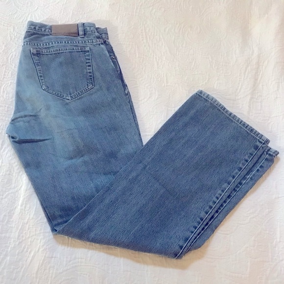 DKNY Women’s Jeans. Size 10 - Picture 3 of 4
